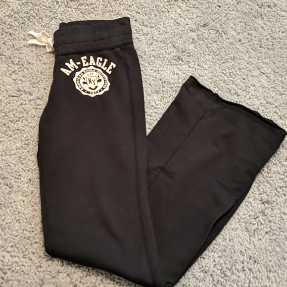 American Eagle Outfitters Pants - American Eagle sweat pants size small